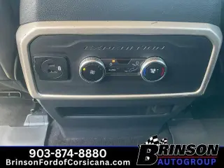 Ford Expedition 2022 4x2 XLT 4dr SUV