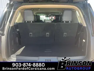 Ford Expedition 2022 4x2 XLT 4dr SUV