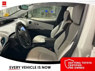 Toyota Prius 2022 XLE 4dr Hatchback