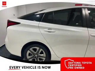 Toyota Prius 2022 XLE 4dr Hatchback
