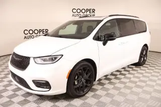Chrysler Pacifica 2025 Limited 4dr Mini-Van