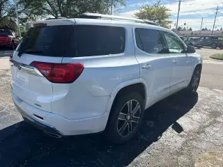 GMC Acadia 2017 4x4 Denali 4p SUV