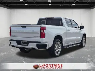 Chevrolet Silverado 1500 2020 4x4 High Country 4p. Cabina de tripulación 5.8 ft. CB