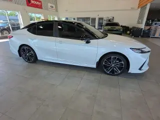 Toyota Camry 2025 AWD XSE 4p Sedan