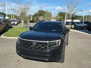 Volkswagen Atlas Cross Sport 2024 AWD SEL R-Line 4Motion 4dr SUV