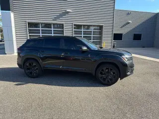 Volkswagen Atlas Cross Sport 2024 AWD SEL R-Line 4Motion 4dr SUV