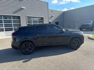 Volkswagen Atlas Cross Sport 2024 AWD SEL R-Line 4Motion 4dr SUV