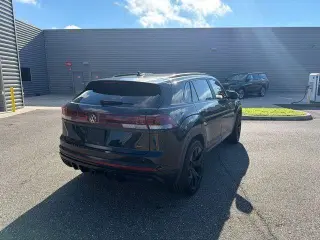 Volkswagen Atlas Cross Sport 2024 AWD SEL R-Line 4Motion 4dr SUV