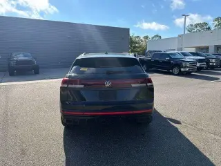 Volkswagen Atlas Cross Sport 2024 AWD SEL R-Line 4Motion 4dr SUV