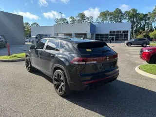 Volkswagen Atlas Cross Sport 2024 AWD SEL R-Line 4Motion 4dr SUV
