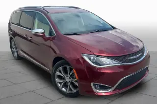 Chrysler Pacifica 2017 Limitada 4p Mini-Van
