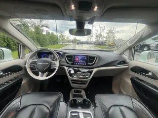 Chrysler Pacifica 2019 Limited 4dr Mini-Van