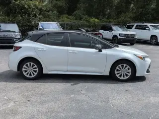 Toyota Corolla Hatchback 2026 SE 4p Hatchback