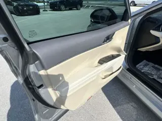 Toyota Camry 2024 LE 4p Sedan