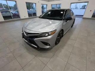 Toyota Camry 2019 XLE V6 4dr Sedán