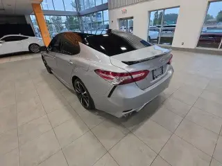 Toyota Camry 2019 XLE V6 4dr Sedán