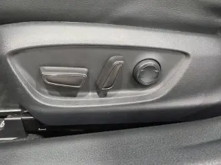 Toyota Camry 2019 XLE V6 4dr Sedán