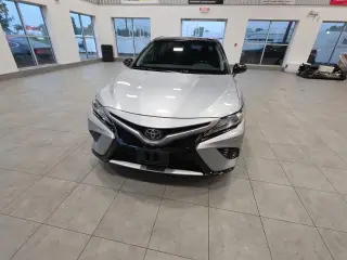 Toyota Camry 2019 XLE V6 4dr Sedán