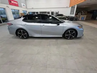 Toyota Camry 2019 XLE V6 4dr Sedán