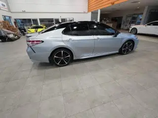 Toyota Camry 2019 XLE V6 4dr Sedán
