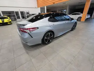 Toyota Camry 2019 XLE V6 4dr Sedán