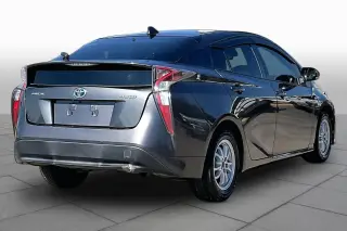Toyota Prius 2017 Dos 4dr Hatchback