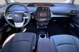 Toyota Prius 2017 Dos 4dr Hatchback