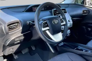 Toyota Prius 2017 Dos 4dr Hatchback