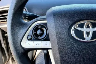 Toyota Prius 2017 Dos 4dr Hatchback