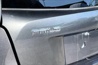 Toyota Prius 2017 Dos 4dr Hatchback