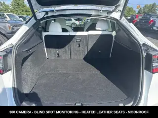 Tesla Model Y 2024 tracción en todas las ruedas Long Range 4p Crossover