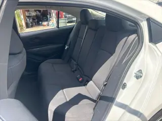 Toyota Corolla 2025 LE 4p Sedan