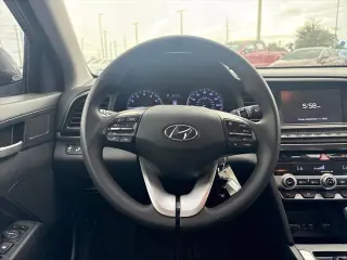 Hyundai ELANTRA 2020 SEL 4p Sedan