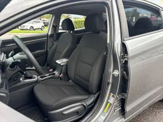 Hyundai ELANTRA 2020 SEL 4p Sedan