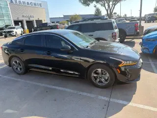 Kia K5 2023 LXS 4p Sedan