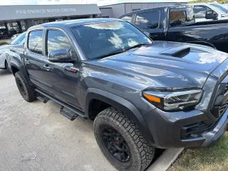 Toyota Tacoma 2021 4x4 TRD Pro 4puertas Doble Cabina 5.0 pie SB 6M