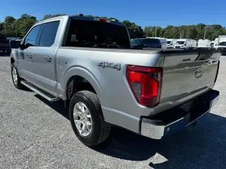 Ford F-150 2025 4x4 XLT 4p SuperCrew 5.5 ft. CB
