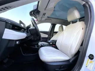 Ford Mustang Mach-E 2021 Premium 4dr SUV