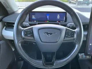 Ford Mustang Mach-E 2021 Premium 4dr SUV