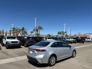 Toyota Corolla 2024 LE 4dr Sedán