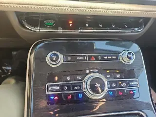 Lincoln Nautilus 2023 AWD Reserve 4dr SUV