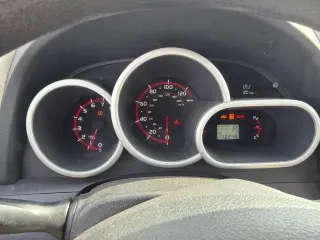 Toyota Matrix 2010 Base 4dr Wagon 4A