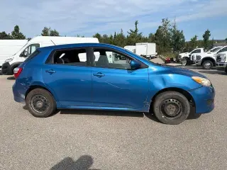 Toyota Matrix 2010 Base 4dr Wagon 4A
