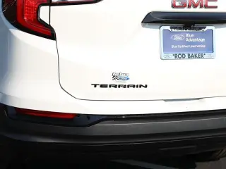 SUV GMC Terrain 2024 AWD SLE de 4 puertas