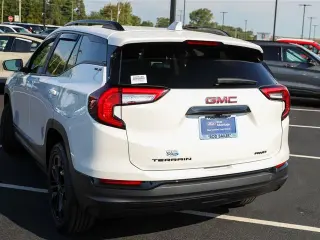 SUV GMC Terrain 2024 AWD SLE de 4 puertas