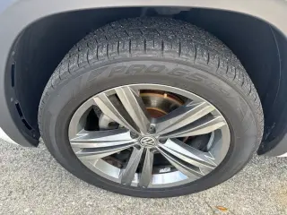 Volkswagen Atlas 2019 V6 SE R-Line 4dr SUV con Tecnología