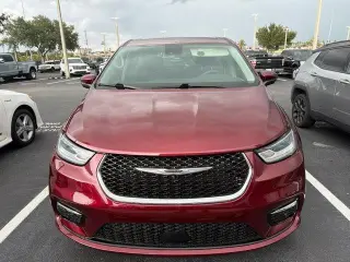 Chrysler Pacifica 2023 Touring L 4dr Minivan