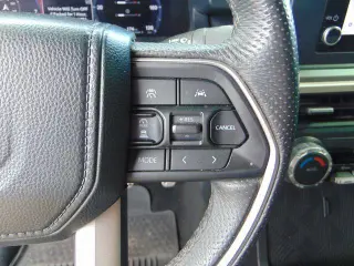 Toyota Tacoma 2024 4x4 TRD Sport 4dr Double Cab 5.0 ft SB 8A