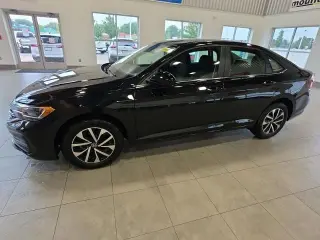 Volkswagen Jetta 2024 S 4dr Sedán 8A