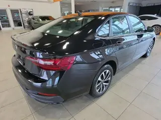 Volkswagen Jetta 2024 S 4dr Sedán 8A